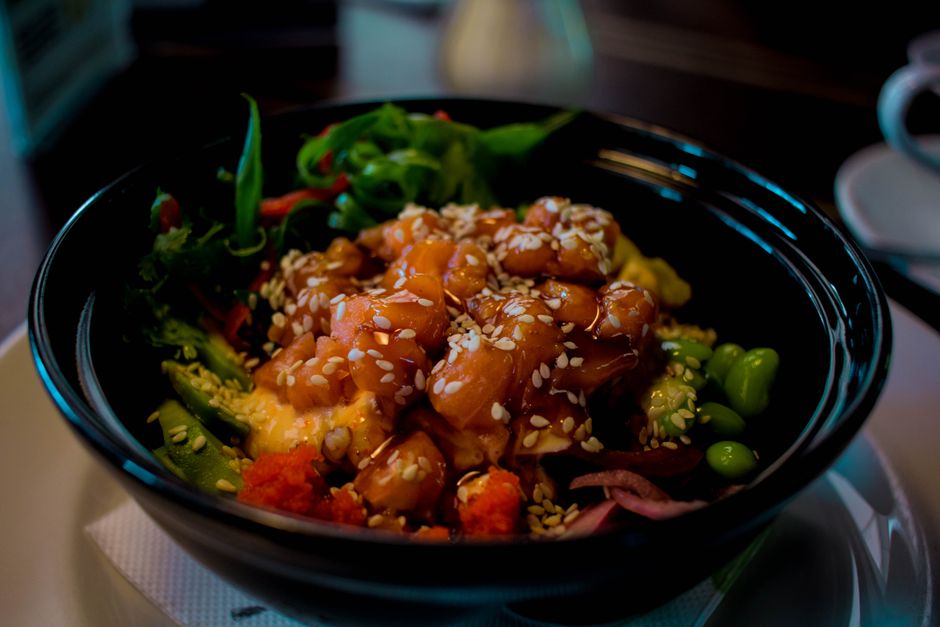 Poke bowl de salmón